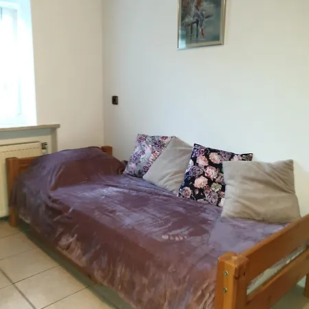 Monteurunterkunft In Tuessling, Ferienzimmer, Gaestezimmer, Wg Homestay Niederdorla