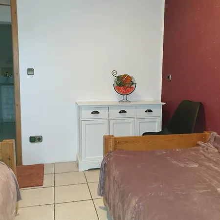 Monteurunterkunft In Tuessling, Ferienzimmer, Gaestezimmer, Wg Niederdorla