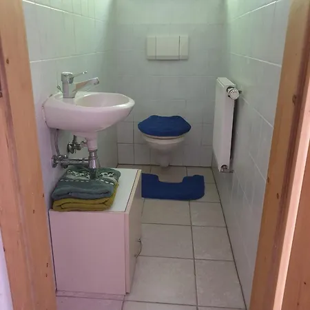 Monteurunterkunft In Tuessling, Ferienzimmer, Gaestezimmer, Wg * Niederdorla